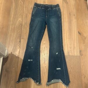Juicy couture jeans, they are a women’s size 27.